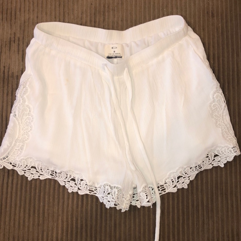 White Urban Outfitters Lace shorts